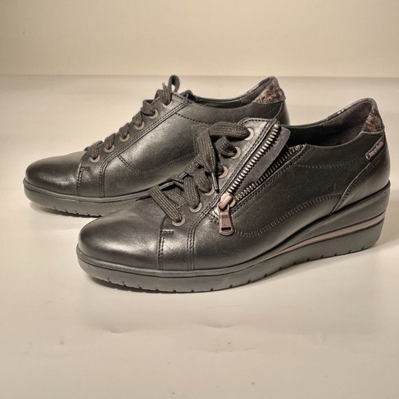 Mobils(branch of Mefisto) Comfortable Black Leather Lace-up Wedges with Zipper - Picture 6 of 16